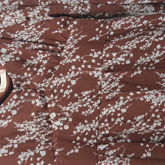 Altar'd State White Floral Long Sleeve Dress USED ONCE - Picture 5 of 10